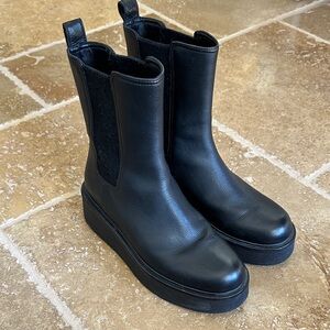 Vince Black Platform Water repellant Chelsea Boots size 7